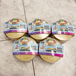 VIRAL Crazy Fun Rainbow Mystery Squishy Dumplings Set of 5 NEW & SEALED